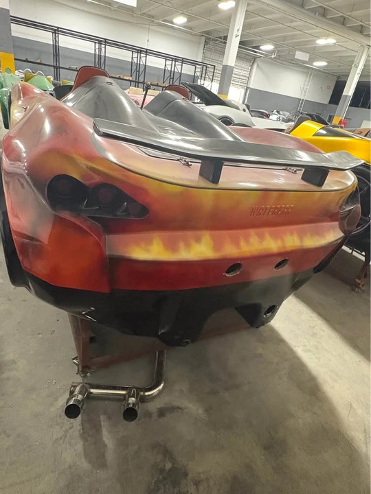 2024 McLaren - Image 7 of 15