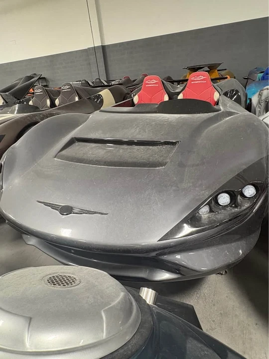 2024 McLaren - Image 13 of 15