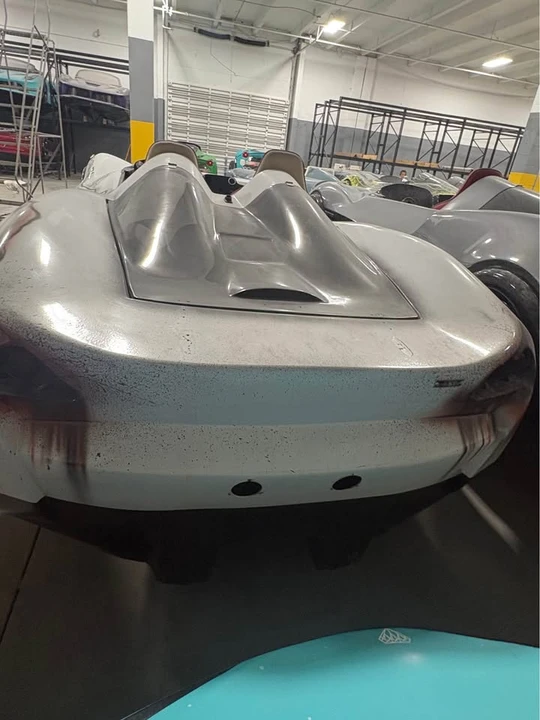 2024 McLaren - Image 12 of 15