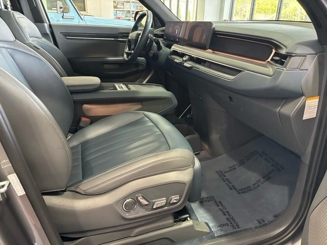 2024 Kia EV9 - Image 21 of 21