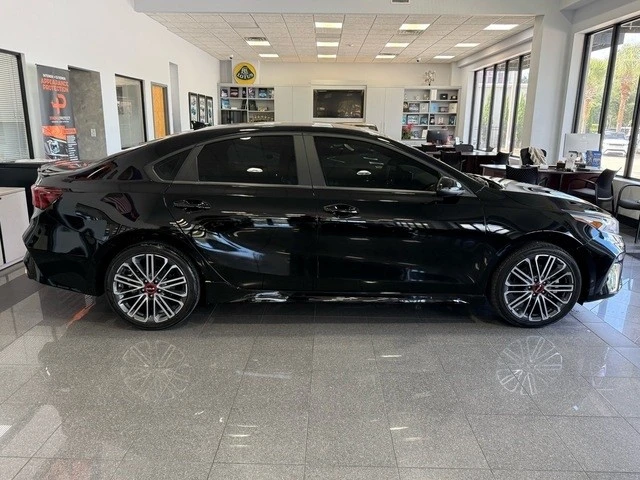 2024 Kia Forte - Image 5 of 12