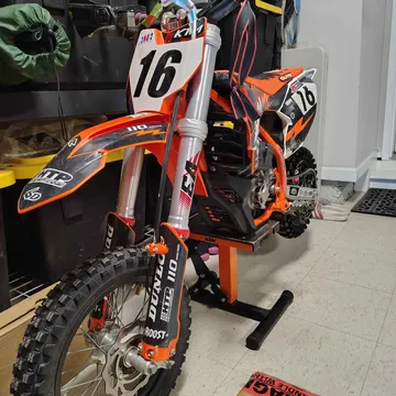 2024 KTM SX