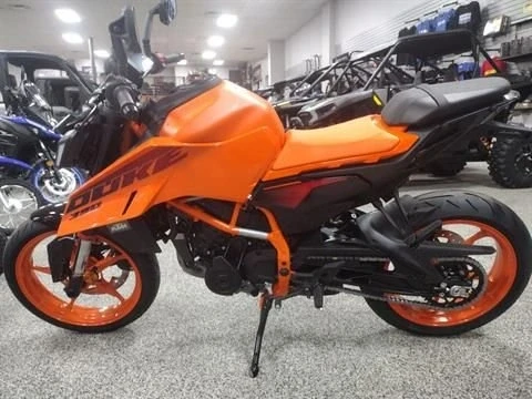 2024 KTM - Image 4 of 6