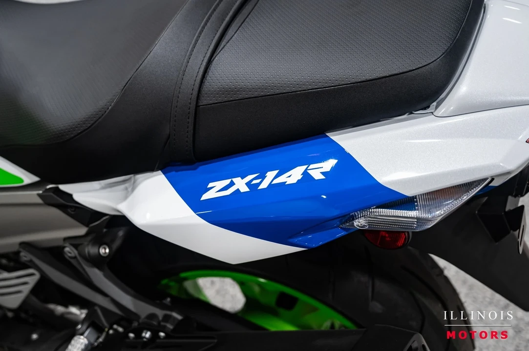 2024 Kawasaki Ninja - Image 17 of 21