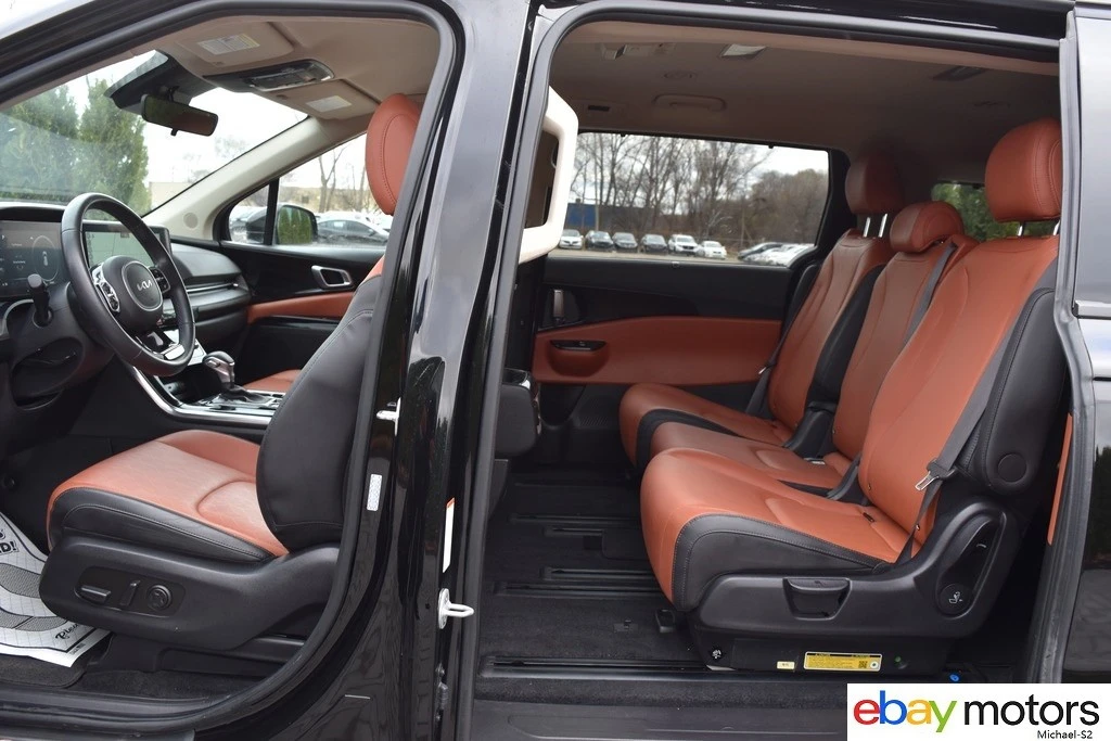 2024 Kia Carnival - Image 13 of 21