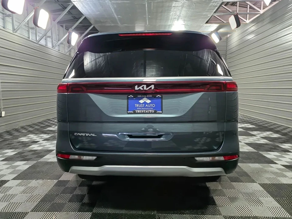 2024 Kia Carnival - Image 6 of 12