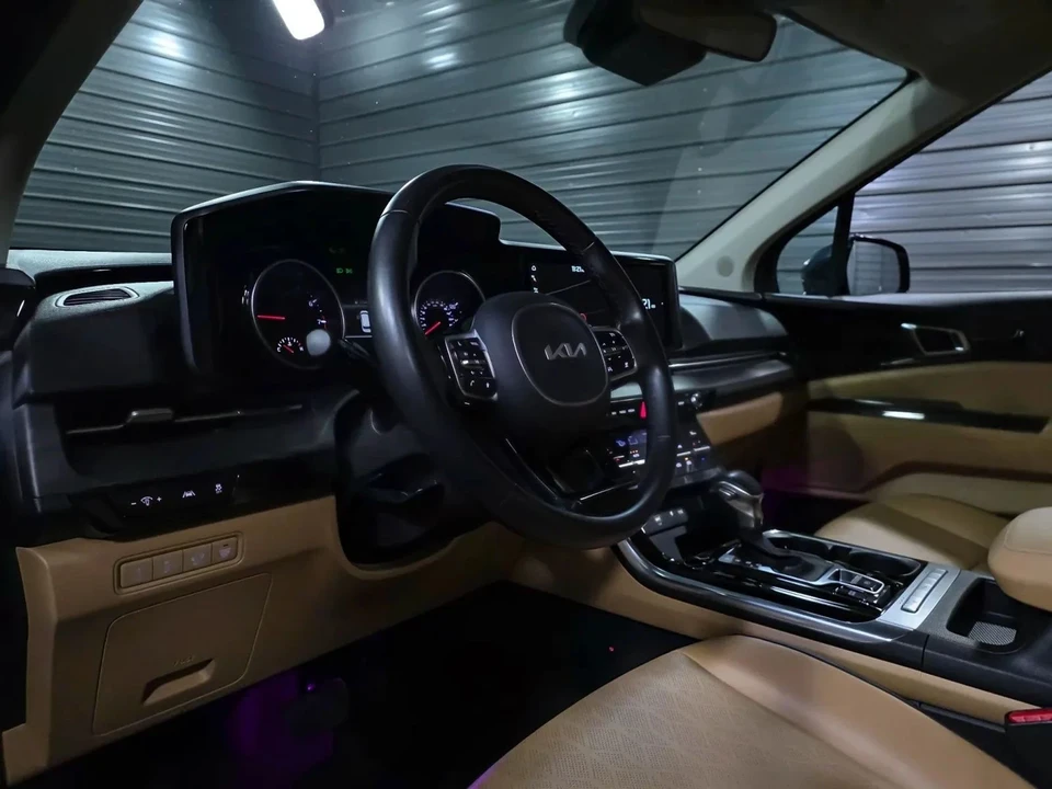 2024 Kia Carnival - Image 12 of 12