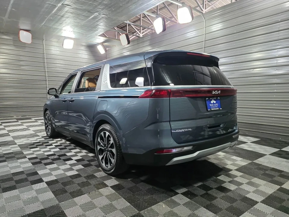 2024 Kia Carnival - Image 7 of 12