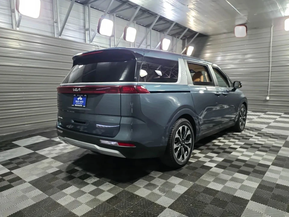 2024 Kia Carnival - Image 5 of 12