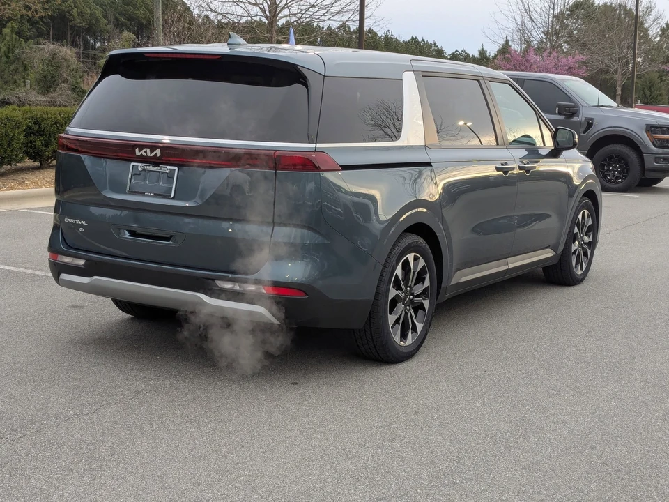 2024 Kia Carnival - Image 4 of 31