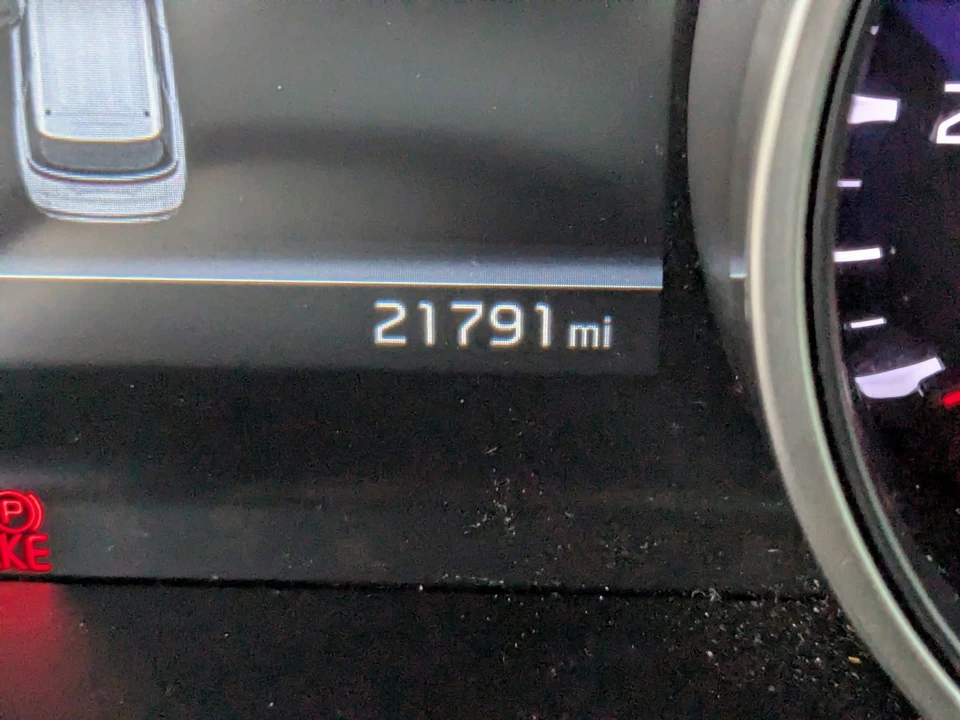 2024 Kia Carnival - Image 20 of 31