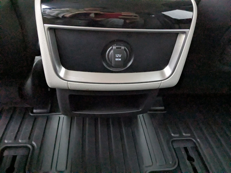 2024 Kia Carnival - Image 31 of 31