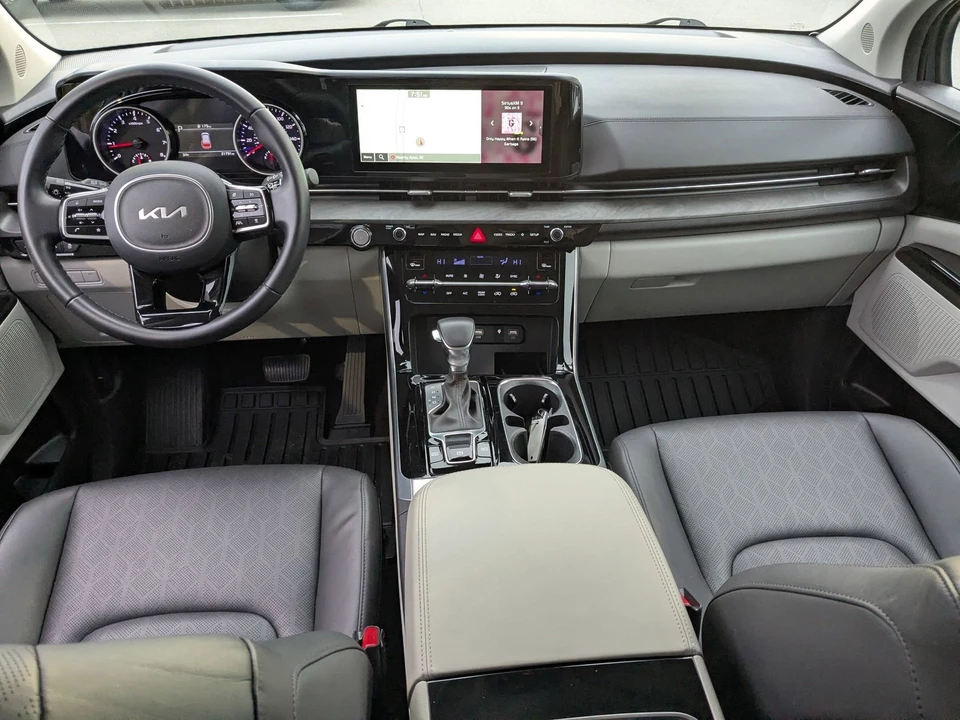 2024 Kia Carnival - Image 30 of 31