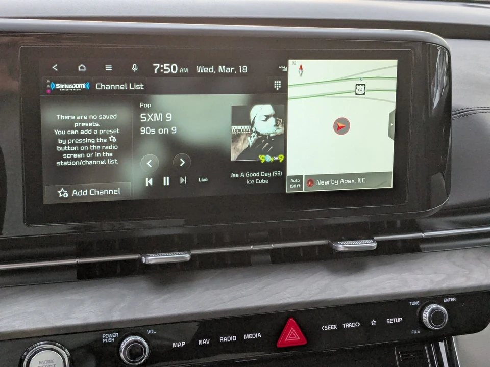 2024 Kia Carnival - Image 21 of 31