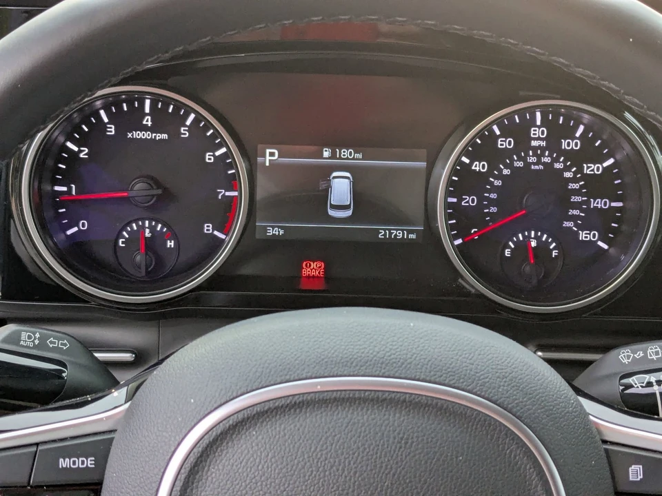2024 Kia Carnival - Image 19 of 31
