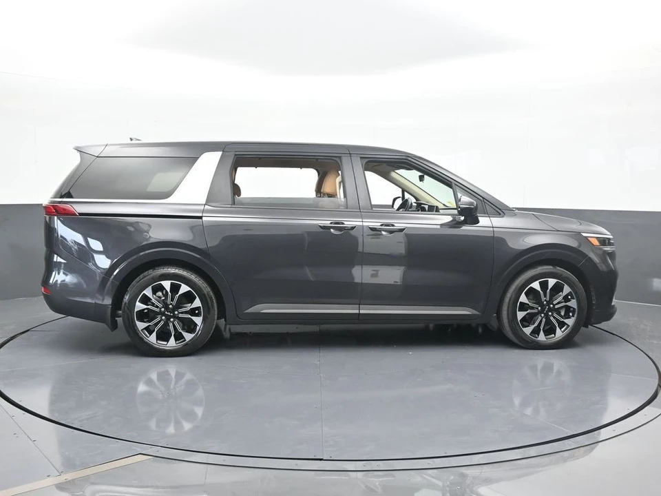 2024 Kia Carnival - Image 7 of 12