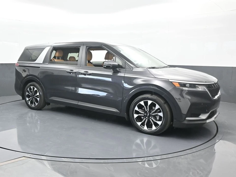 2024 Kia Carnival - Image 8 of 12