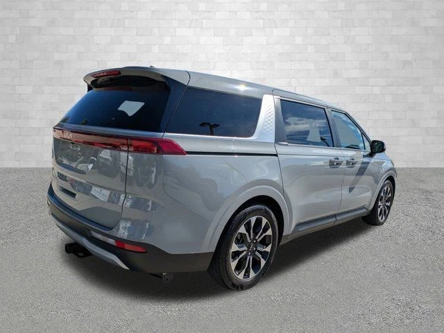 2024 Kia Carnival - Image 2 of 21