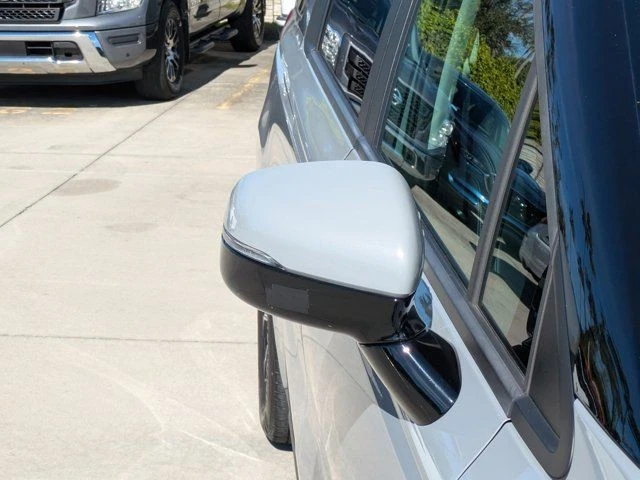 2024 Kia Carnival - Image 8 of 21