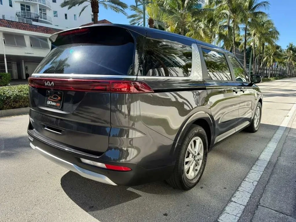 2024 Kia Carnival - Image 6 of 12