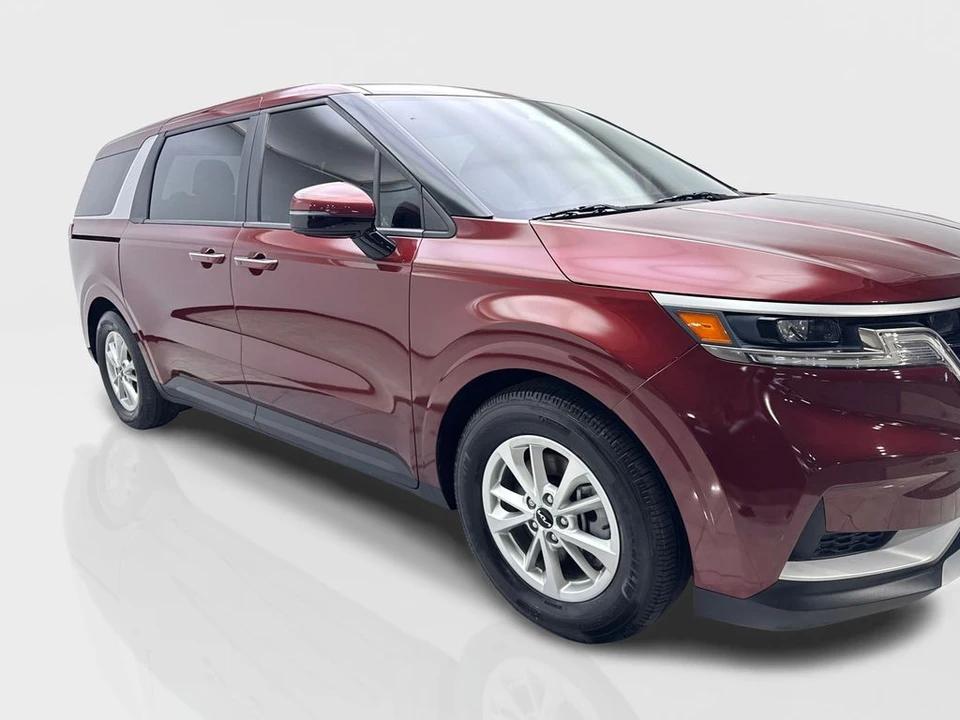 2024 Kia Carnival - Image 12 of 21