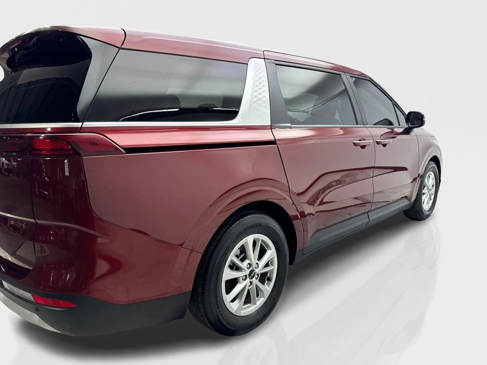 2024 Kia Carnival - Image 13 of 21