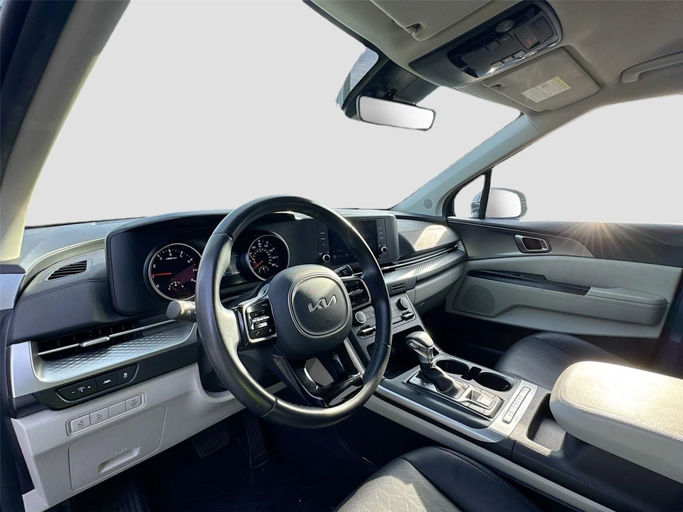 2024 Kia Carnival - Image 9 of 14