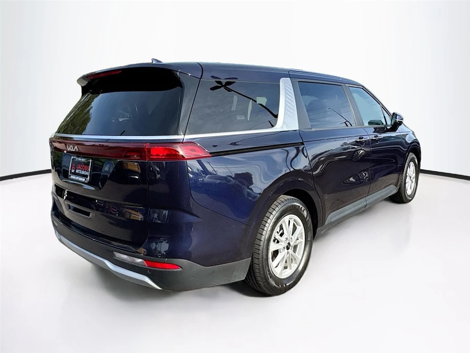 2024 Kia Carnival - Image 13 of 14