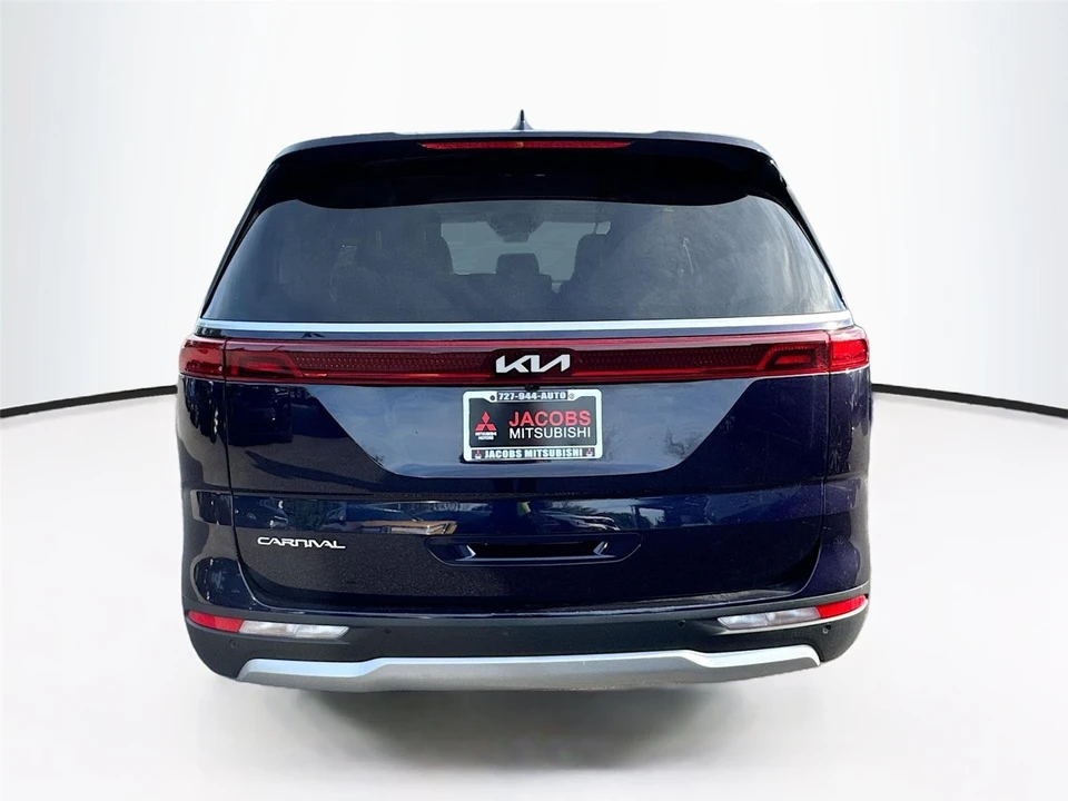 2024 Kia Carnival - Image 12 of 14