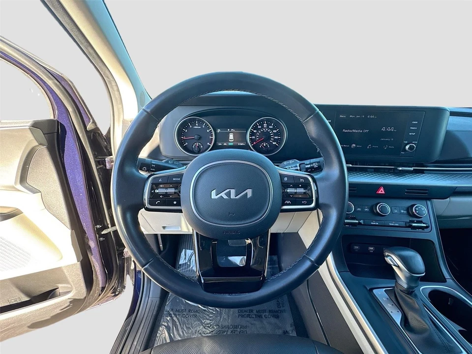 2024 Kia Carnival - Image 11 of 21