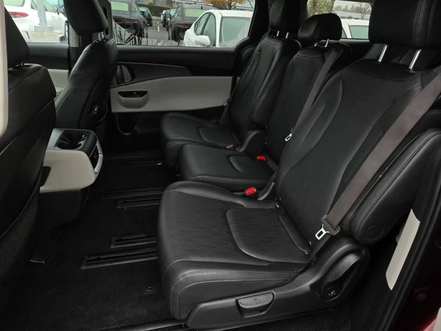 2024 Kia Carnival - Image 11 of 21
