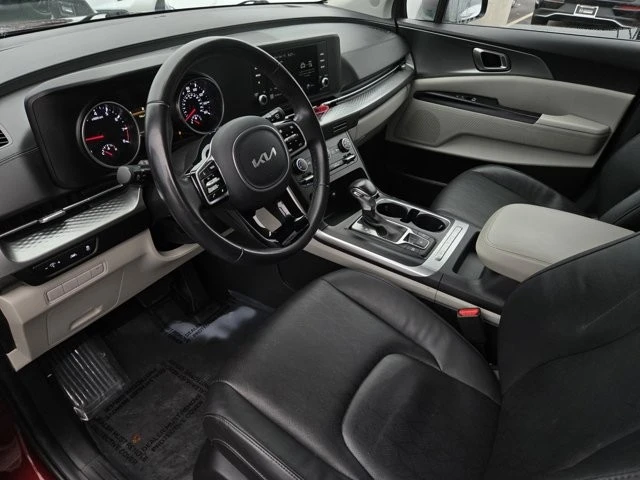 2024 Kia Carnival - Image 8 of 12