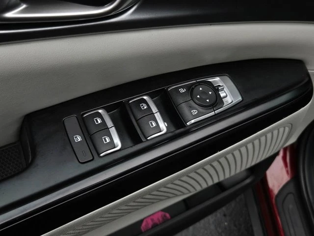 2024 Kia Carnival - Image 10 of 12