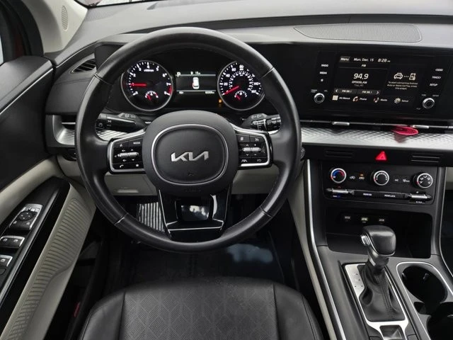 2024 Kia Carnival - Image 13 of 21