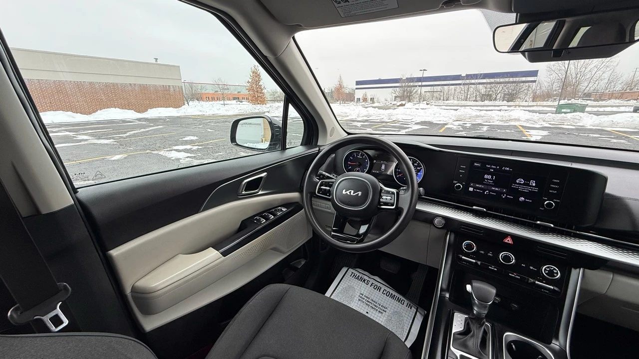 2024 Kia Carnival - Image 12 of 21
