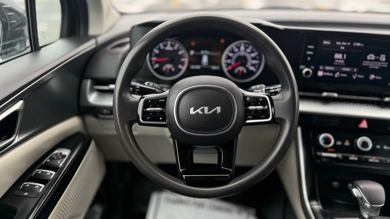 2024 Kia Carnival - Image 14 of 21