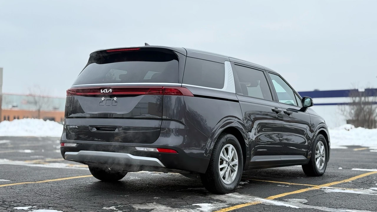 2024 Kia Carnival - Image 7 of 21