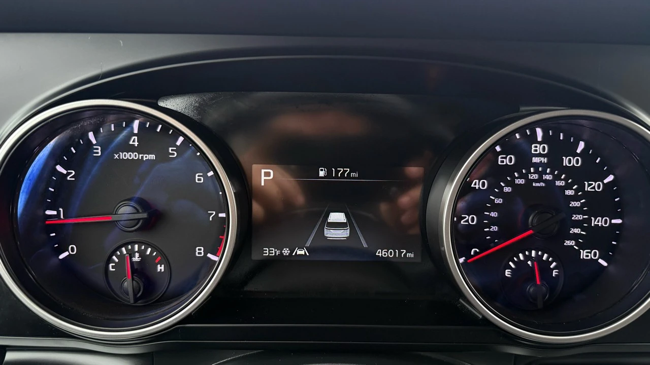 2024 Kia Carnival - Image 15 of 21