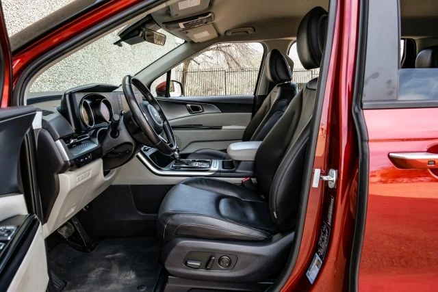 2024 Kia Carnival - Image 4 of 21