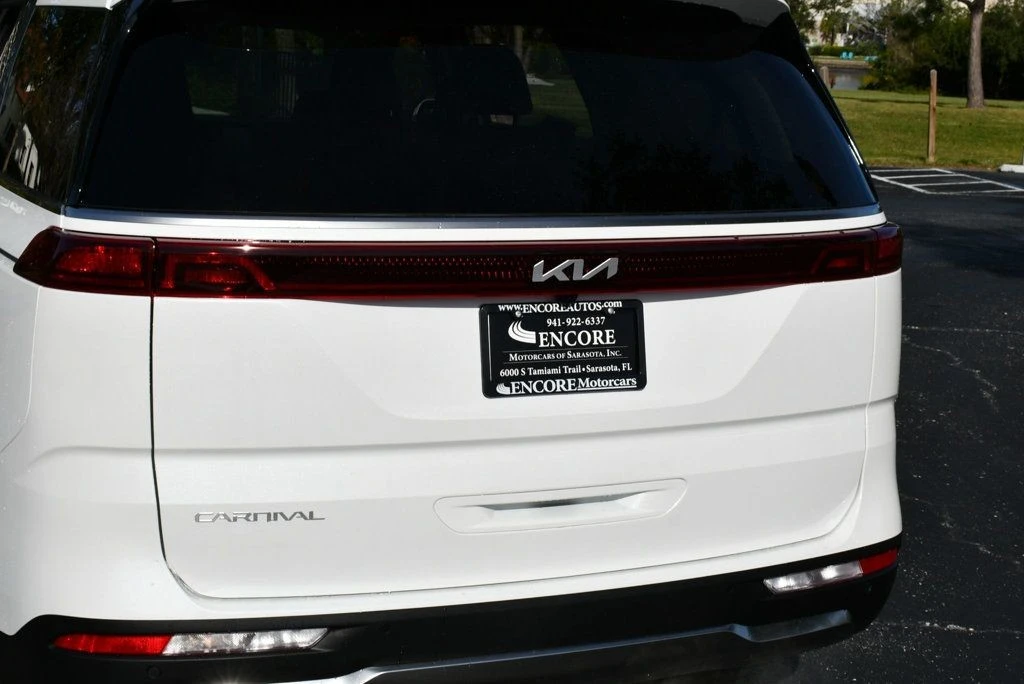 2024 Kia Carnival - Image 10 of 12