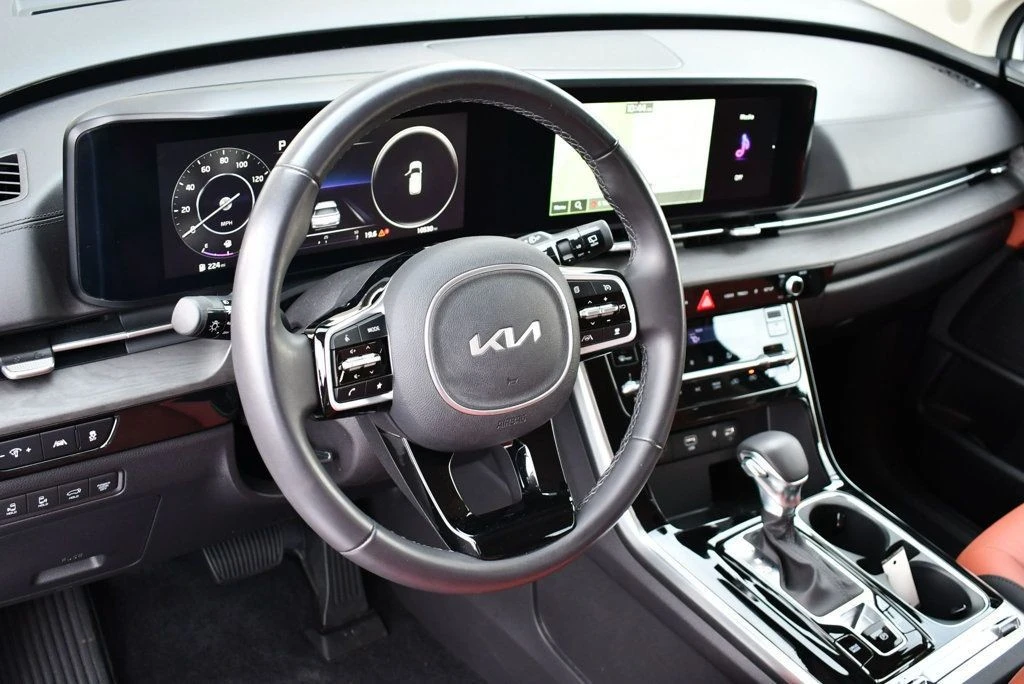 2024 Kia Carnival - Image 12 of 12