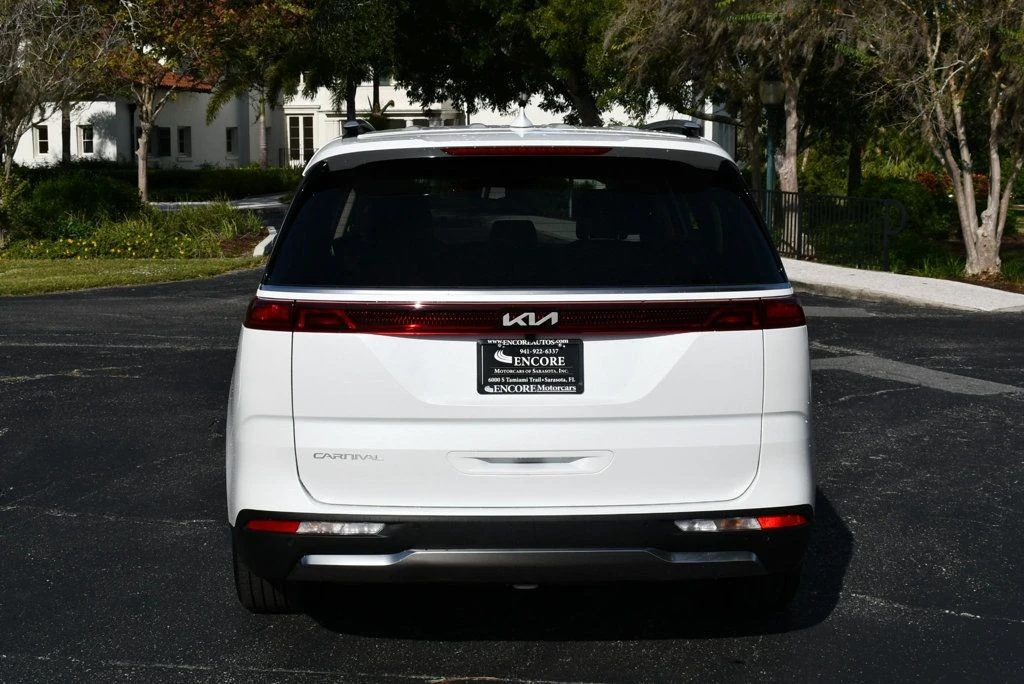 2024 Kia Carnival - Image 5 of 12