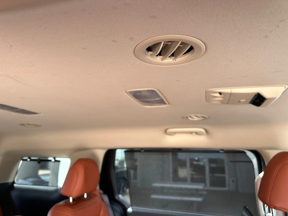 2024 Kia Carnival - Image 18 of 21