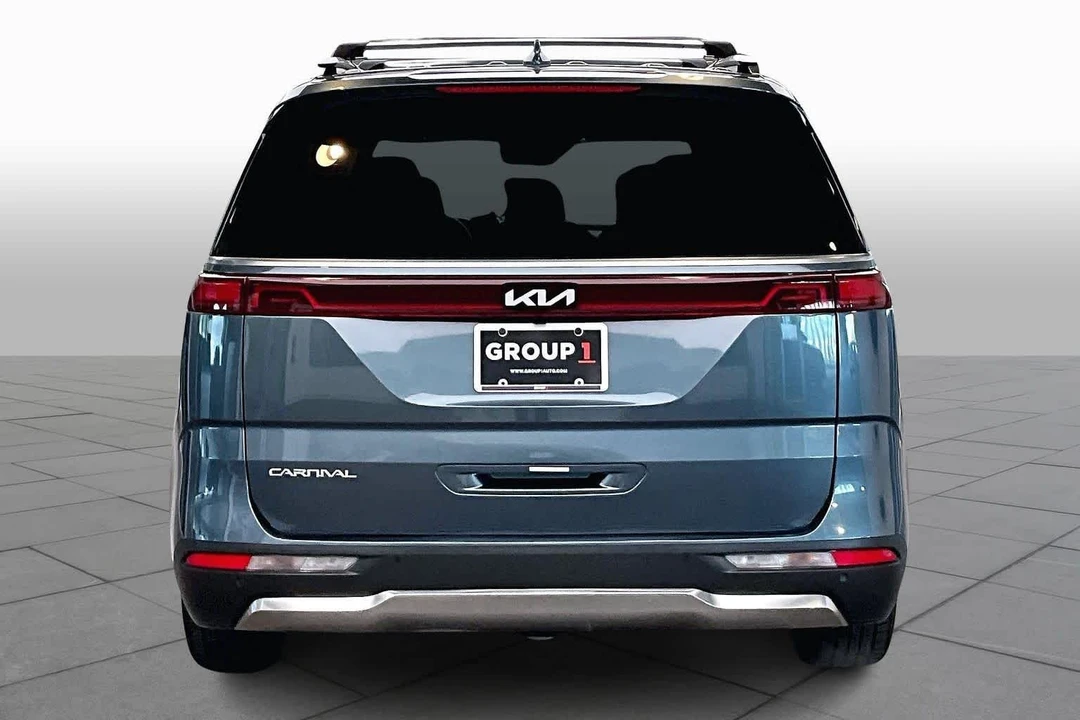 2024 Kia Carnival - Image 5 of 12