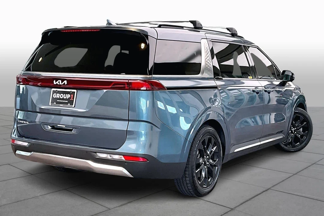 2024 Kia Carnival - Image 12 of 12