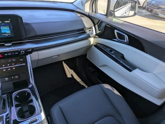 2024 Kia Carnival - Image 13 of 21