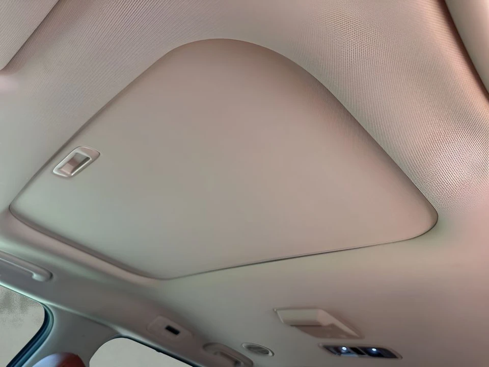 2024 Kia Carnival - Image 11 of 21