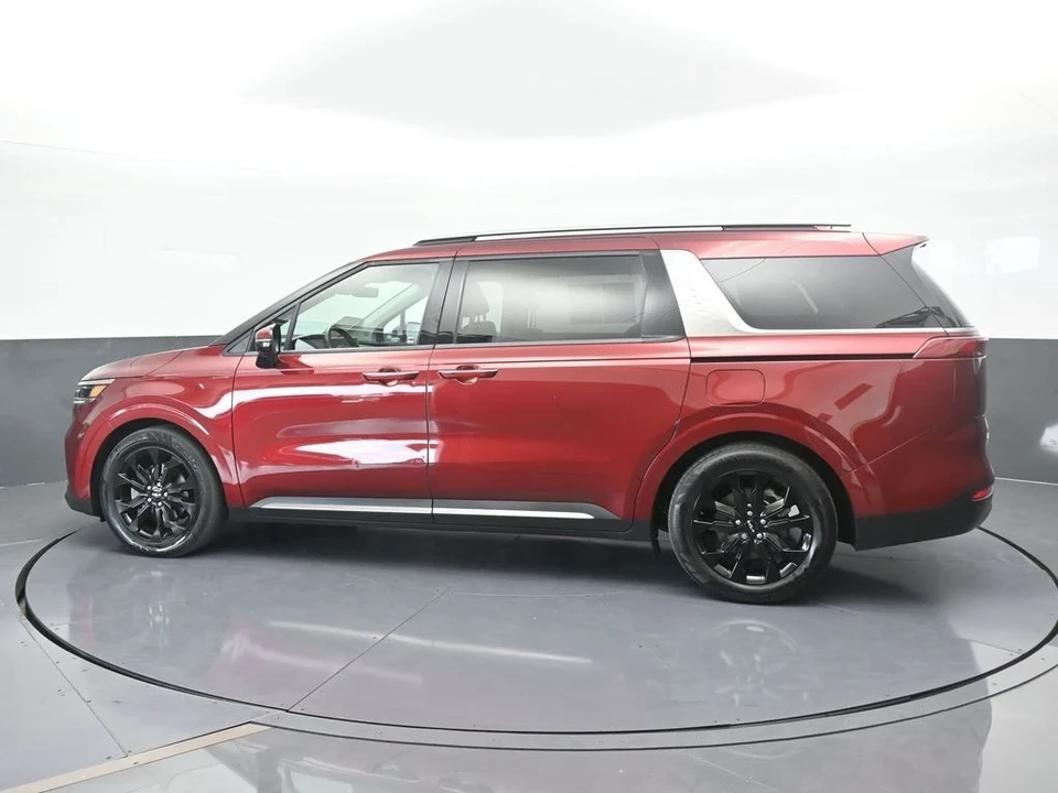 2024 Kia Carnival - Image 3 of 12