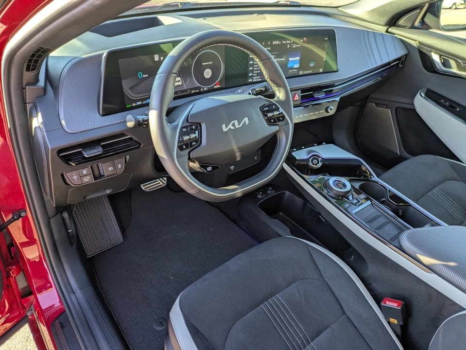 2024 Kia EV6 GT - Image 14 of 21