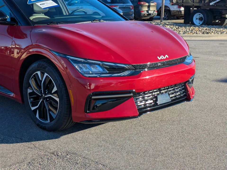 2024 Kia EV6 GT - Image 10 of 21